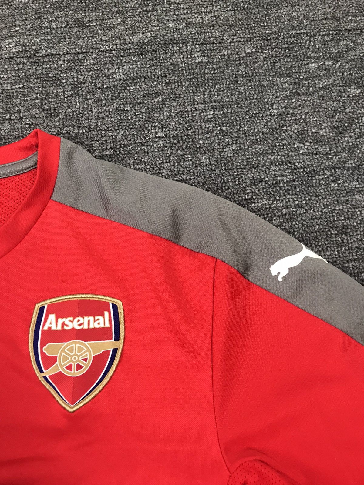 Other Arsenal Jersey Size M Shirt Soccer Jersey Football Puma Size US M / EU 48-50 / 2 - 5 Thumbnail