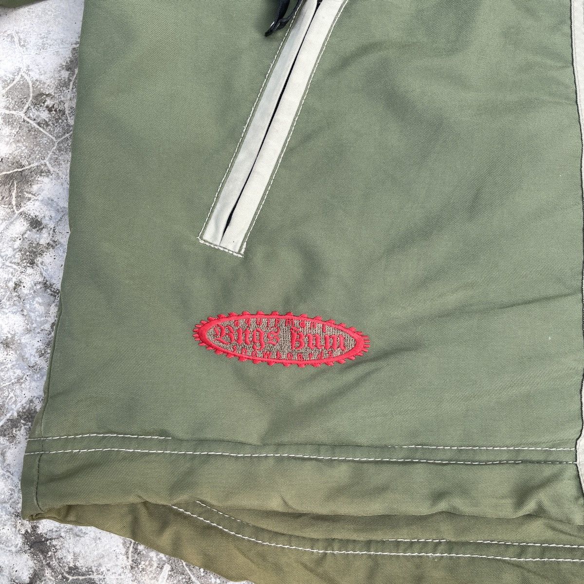 Japanese Brand Vintage Bugs Bum Snow Boards Jacket Size US L / EU 52-54 / 3 - 7 Thumbnail