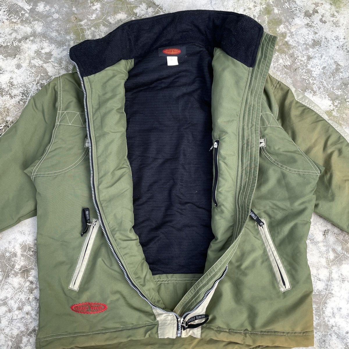 Japanese Brand Vintage Bugs Bum Snow Boards Jacket Size US L / EU 52-54 / 3 - 5 Thumbnail