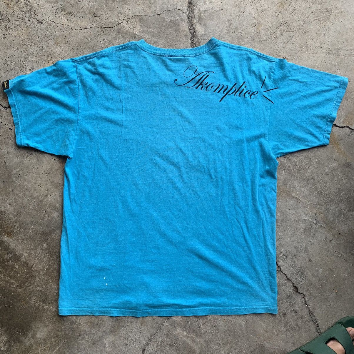 Japanese Brand Sneakers addict printed tshirt tee Size US L / EU 52-54 / 3 - 6 Thumbnail