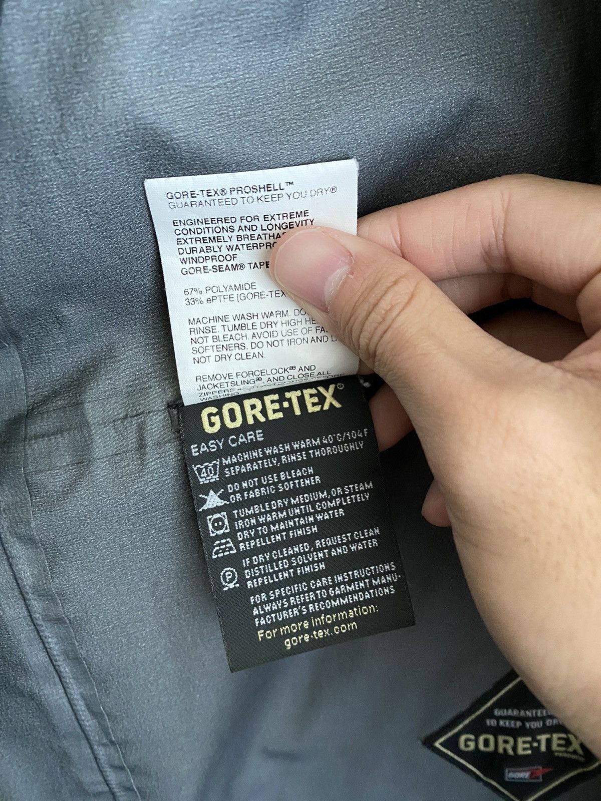 Acronym J28-GT (FW-1213) Size US M / EU 48-50 / 2 - 9 Thumbnail