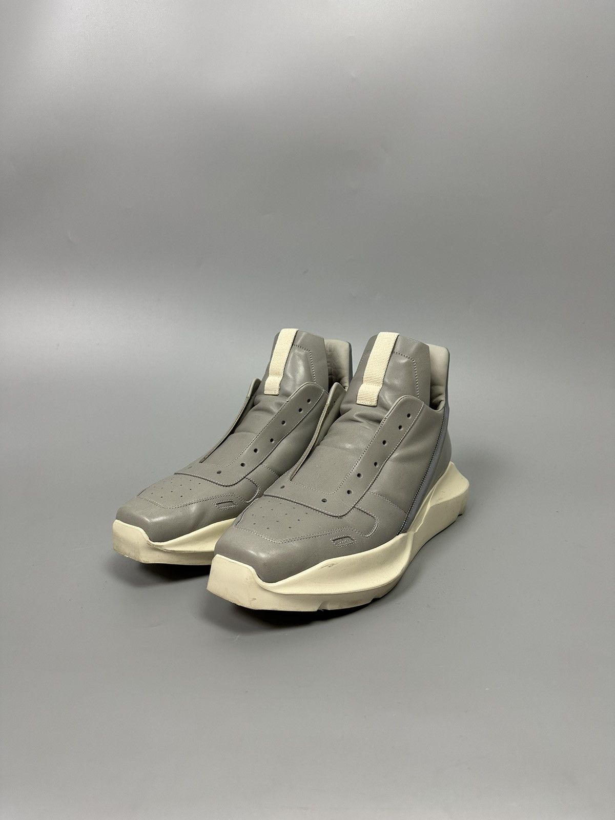 Rick Owens FW22 'STROBE' Dust/Reflex Geth Runners | Grailed