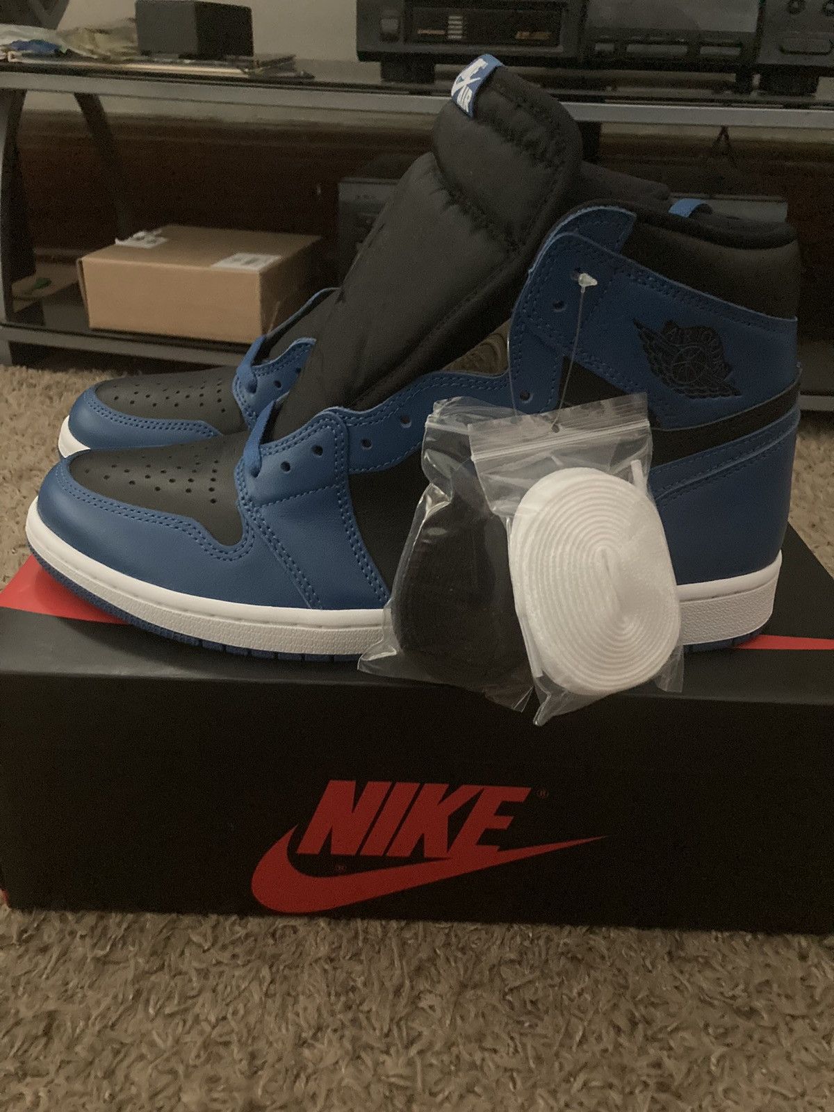 Jordan Brand Jordan 1 Marina Blue Size 11 DS Size US 11 / EU 44 - 7 Thumbnail
