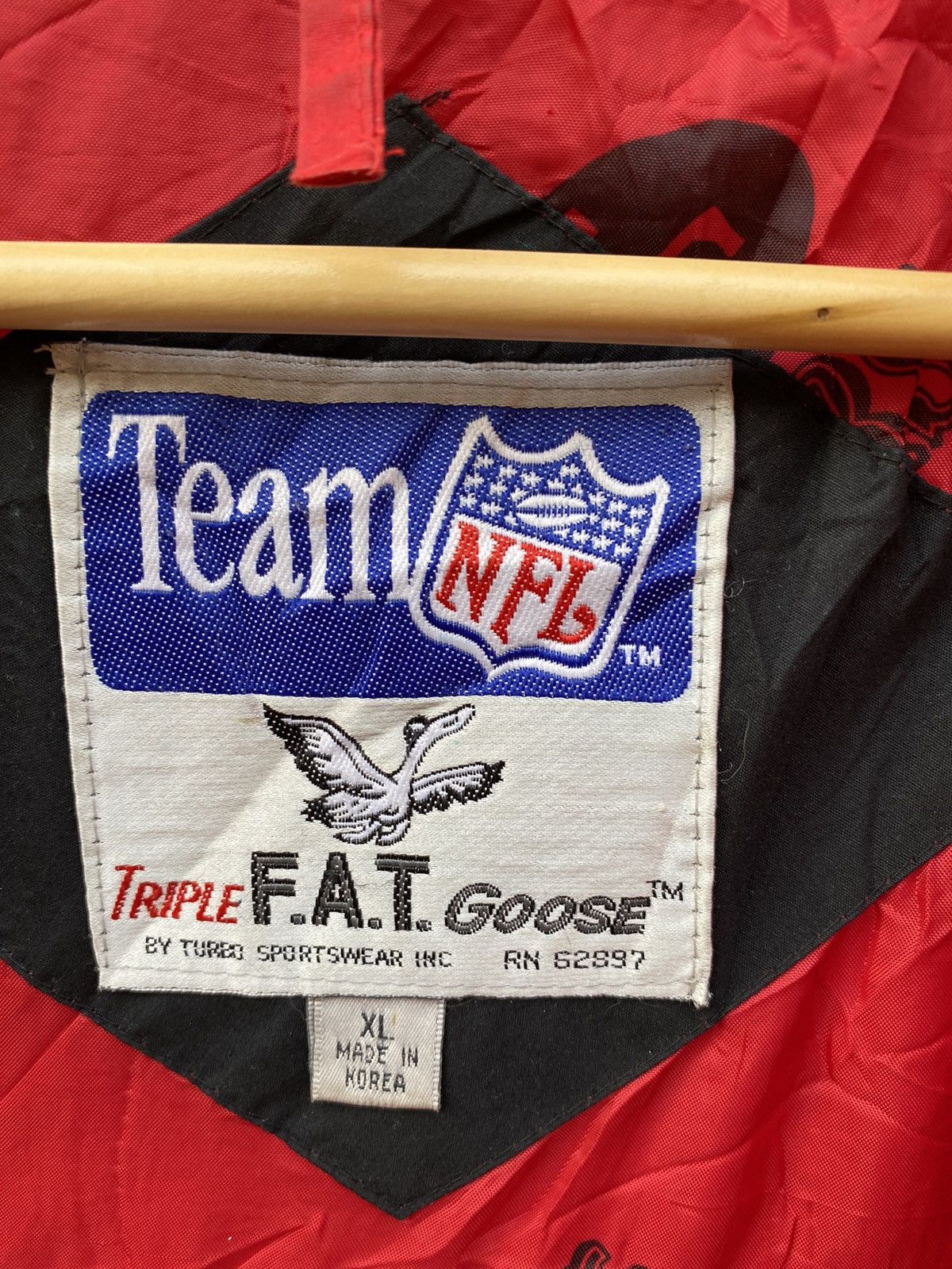 NFL × Vintage Vintage San Francisco 49ers NFL satin bomber jacket Size US XL / EU 56 / 4 - 18 Thumbnail