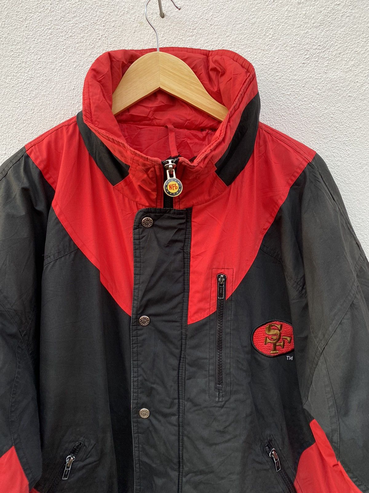 NFL × Vintage Vintage San Francisco 49ers NFL satin bomber jacket Size US XL / EU 56 / 4 - 4 Thumbnail