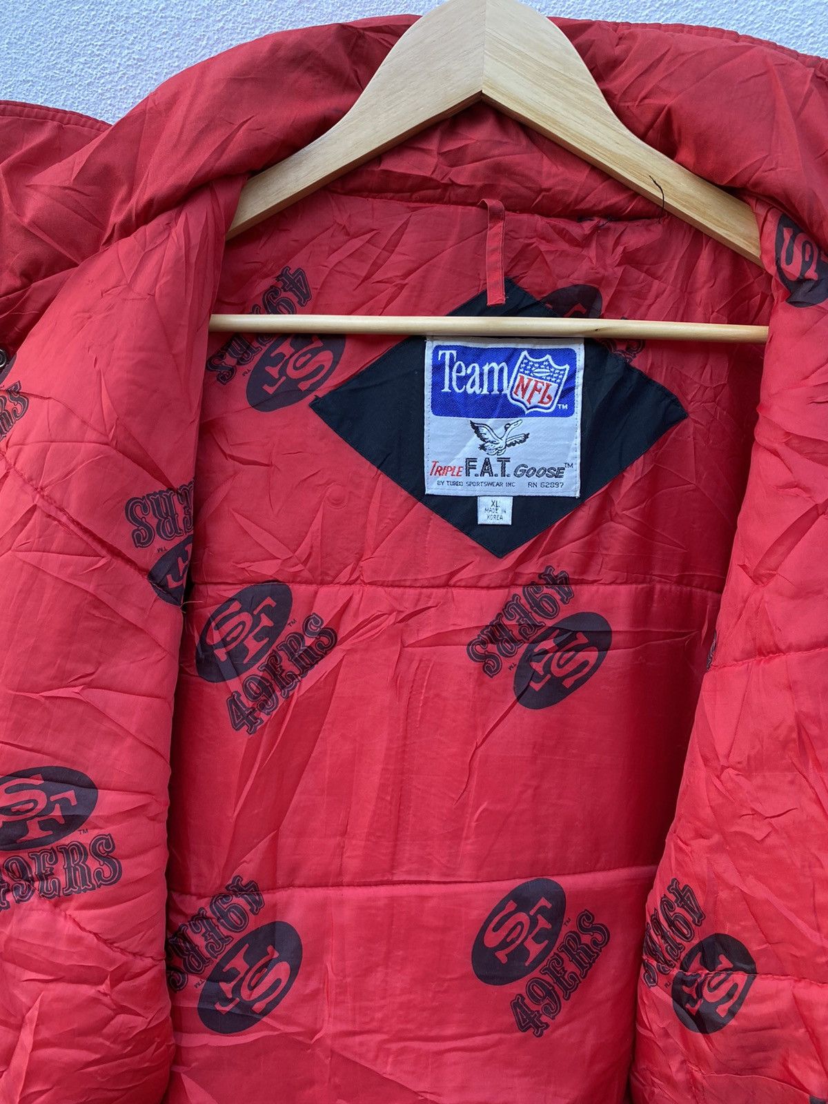 NFL × Vintage Vintage San Francisco 49ers NFL satin bomber jacket Size US XL / EU 56 / 4 - 17 Thumbnail