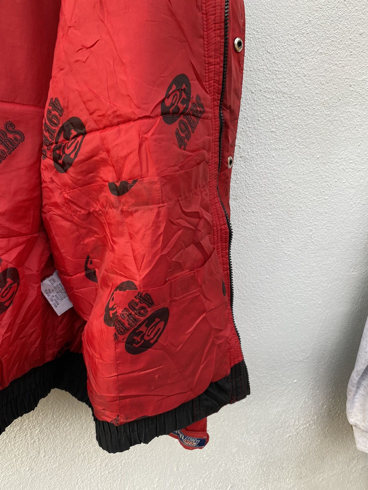 NFL × Vintage Vintage San Francisco 49ers NFL satin bomber jacket Size US XL / EU 56 / 4 - 19 Thumbnail