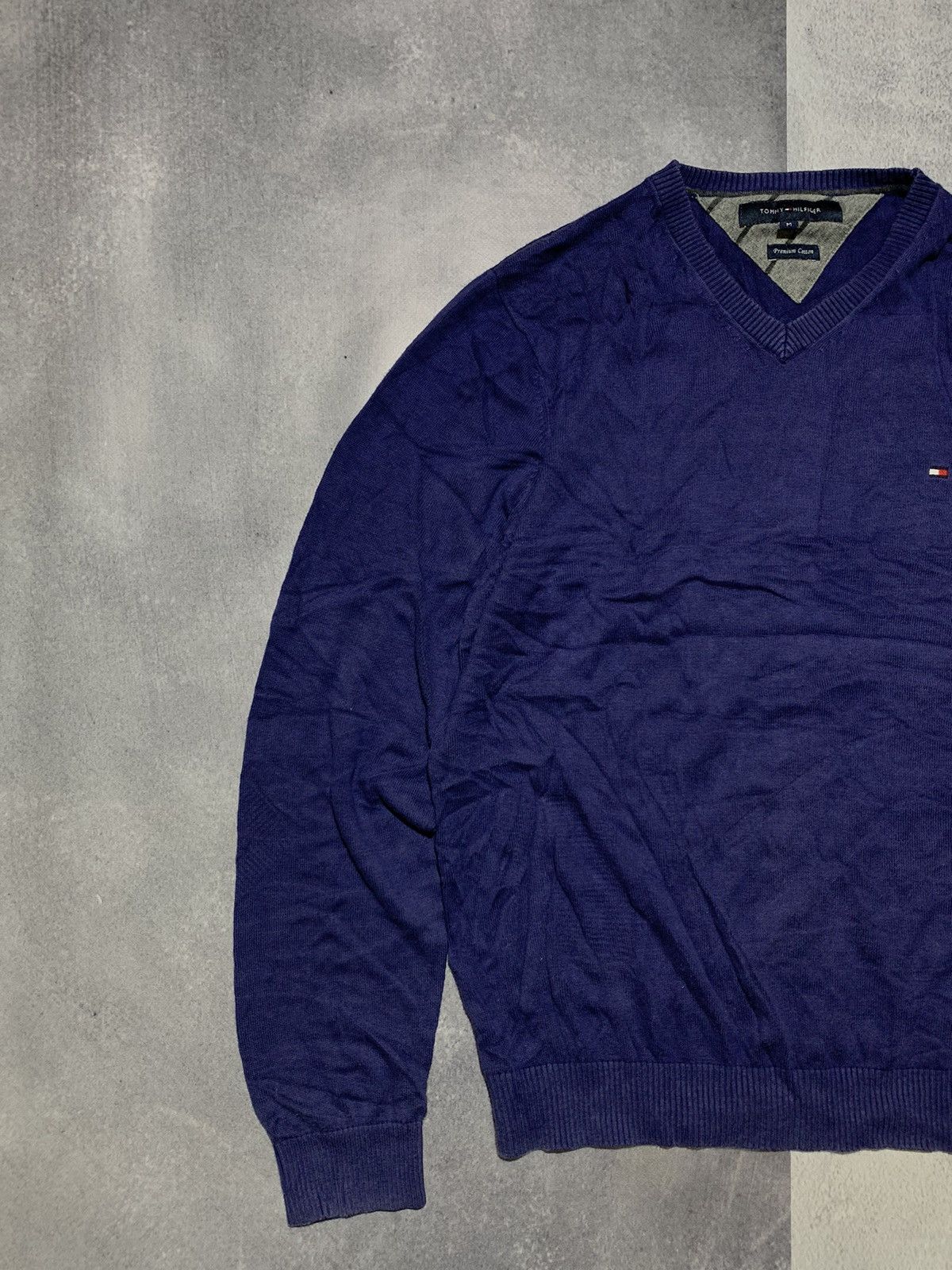 Tommy Hilfiger × Vintage Vintage 90s Tommy Hilfiger sweater old money style size М Size US M / EU 48-50 / 2 - 2 Thumbnail