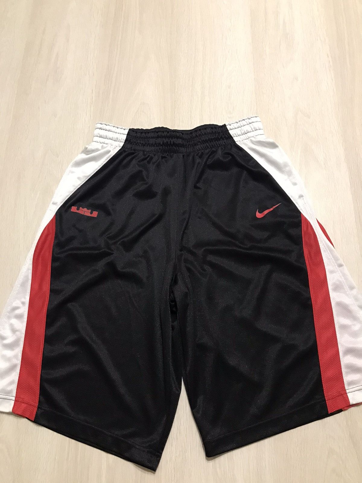 NBA Nike Lebron James shorts 6 size XL 36” Size US 36 / EU 52 - 1 Thumbnail