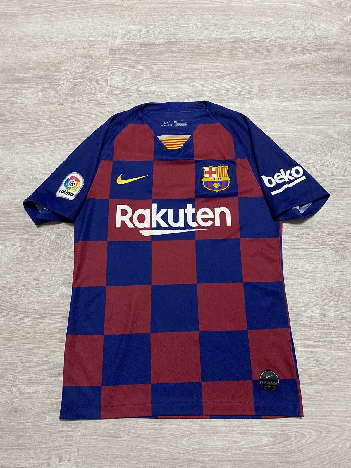 Barcelona soccer jersey Nike patch LFP authentic 2019/2020