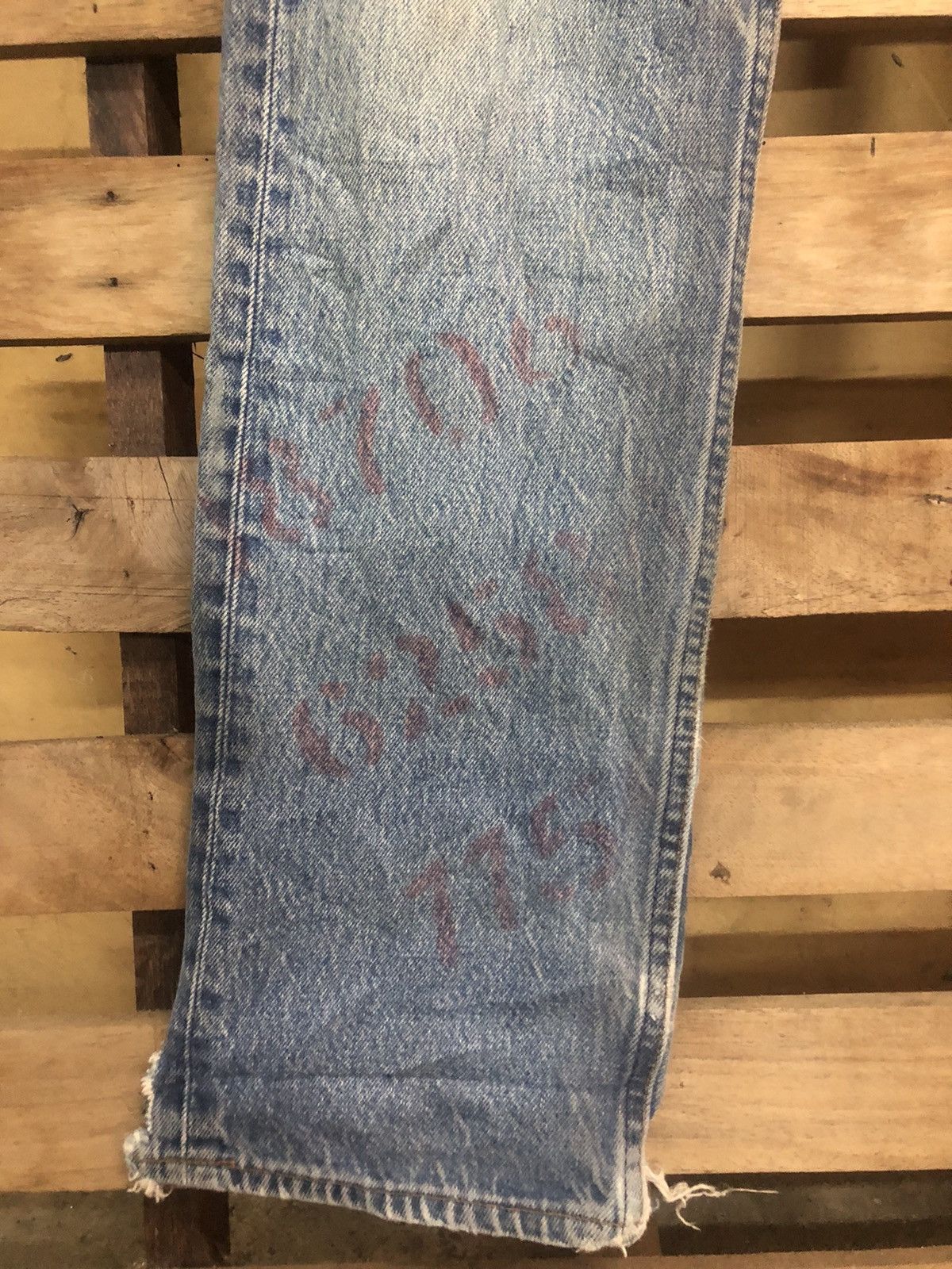Levi's Rare Limited Edition 1997 Levi’s X Mickey Mouse Distressed Size US 31 - 12 Thumbnail