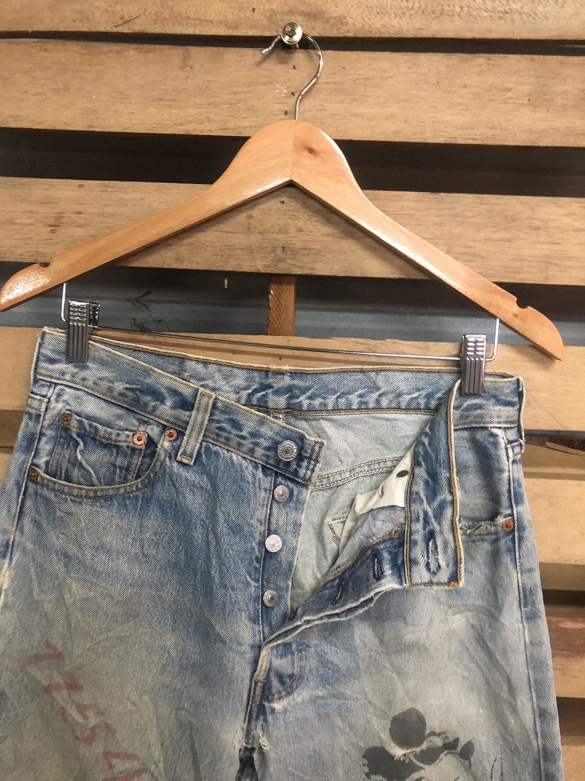 Levi's Rare Limited Edition 1997 Levi’s X Mickey Mouse Distressed Size US 31 - 7 Thumbnail