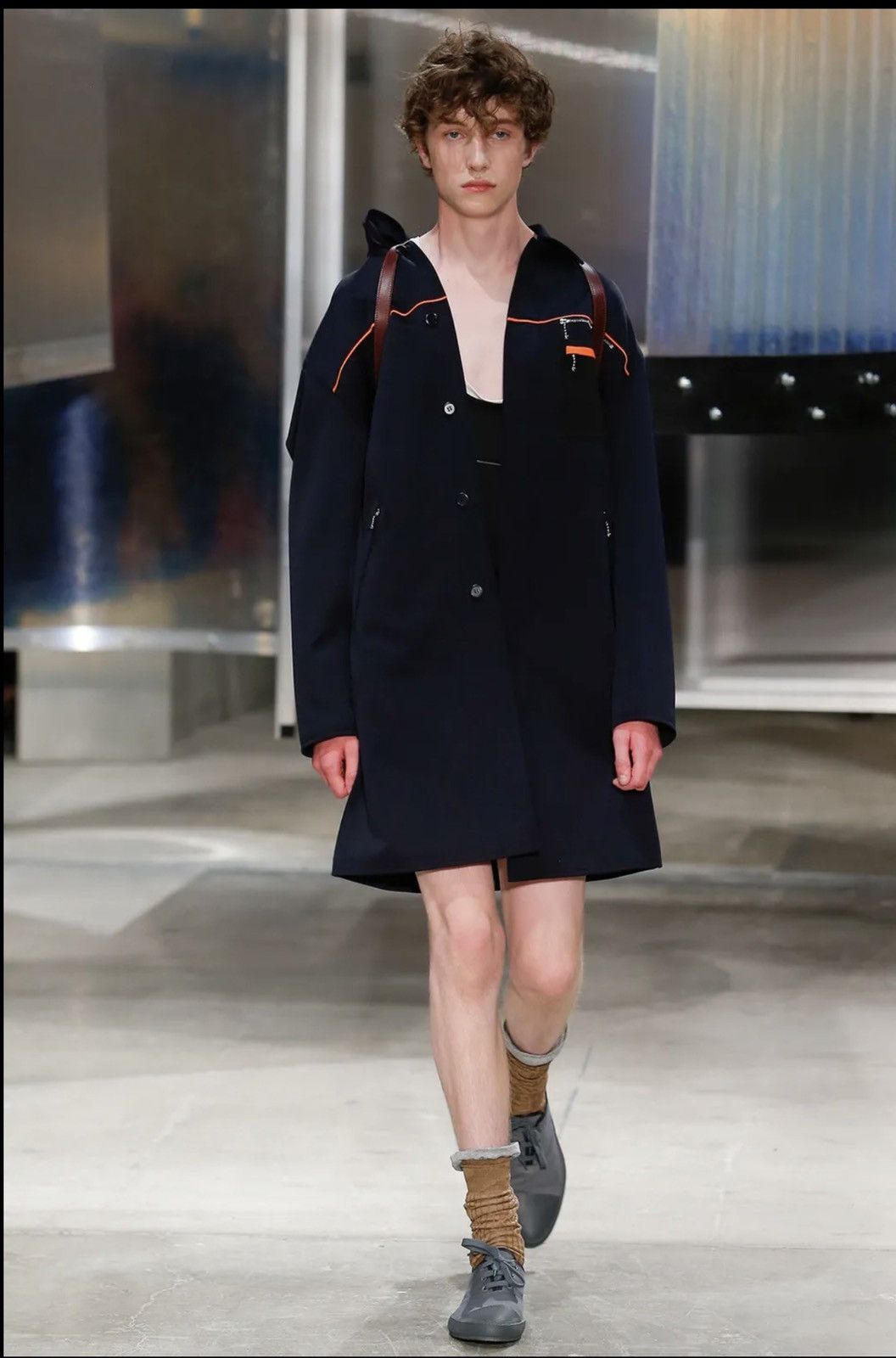 Prada Prada SS16 Runway coat Size US M / EU 48-50 / 2 - 5 Thumbnail