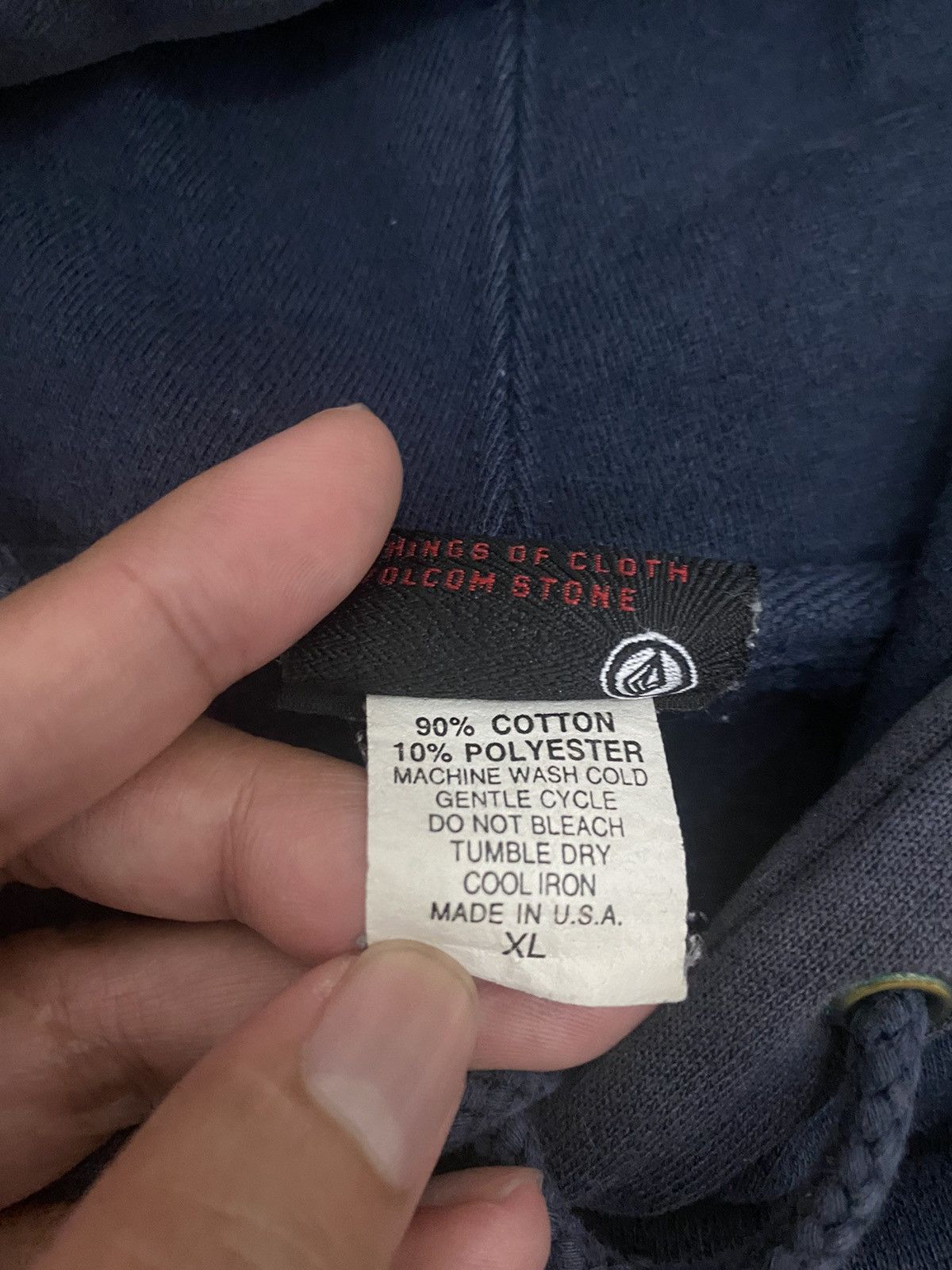 Vintage Vintage 90s Volcom Hoodies Size US XL / EU 56 / 4 - 8 Thumbnail