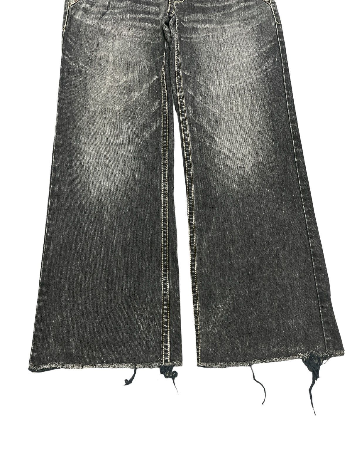Japanese Brand BAGGY💥 GNJ BRAND BLACK FADED DISTRESSED DENIM PANT Size US 30 / EU 46 - 4 Thumbnail