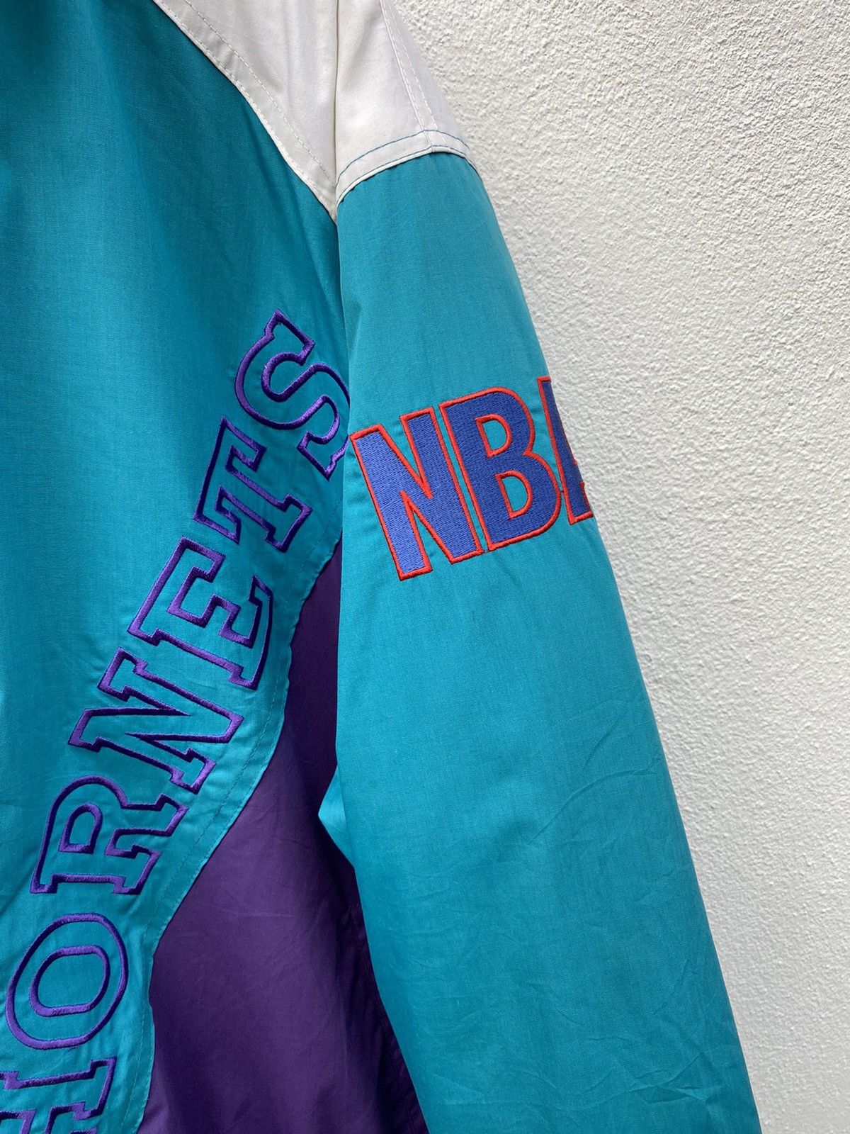 NBA × Pro Player × Vintage Rare Vintage Charlotte Hornets NBA Pro player jacket Size US L / EU 52-54 / 3 - 7 Thumbnail