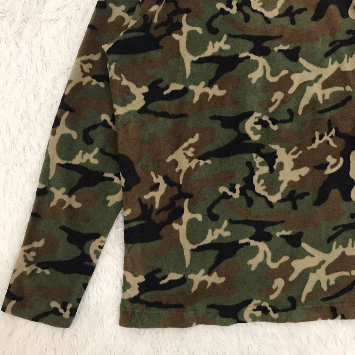 Andy Warhol × Uniqlo Andy Warhol Camo Fleece Size US L / EU 52-54 / 3 - 9 Thumbnail