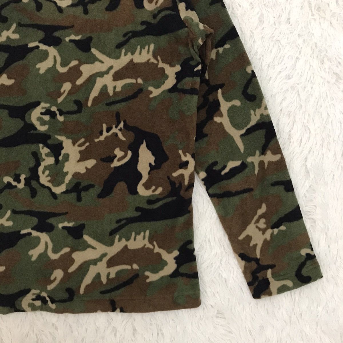 Andy Warhol × Uniqlo Andy Warhol Camo Fleece Size US L / EU 52-54 / 3 - 10 Thumbnail