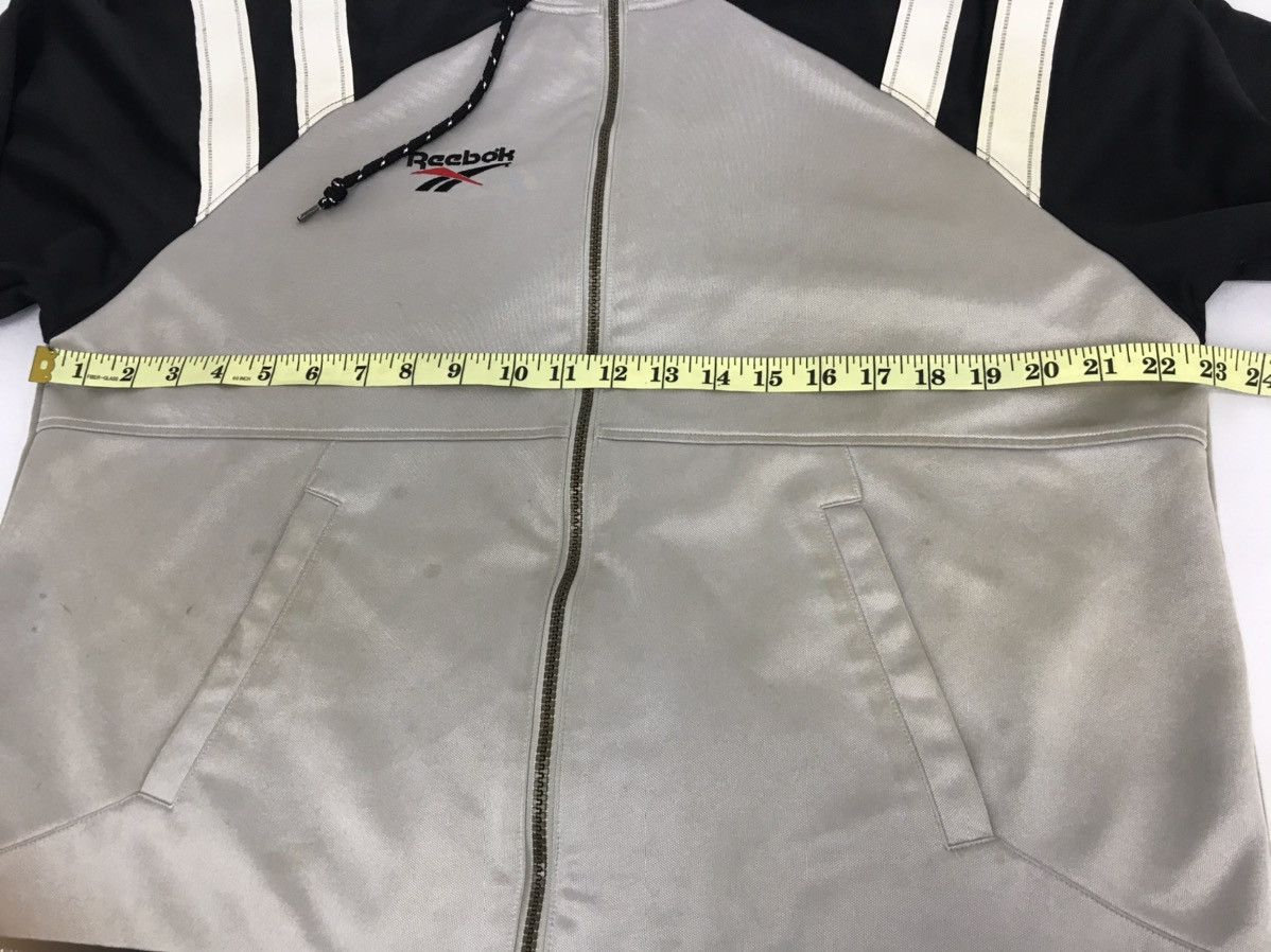 Reebok Zipper Style Jacket Athletic Spell Out