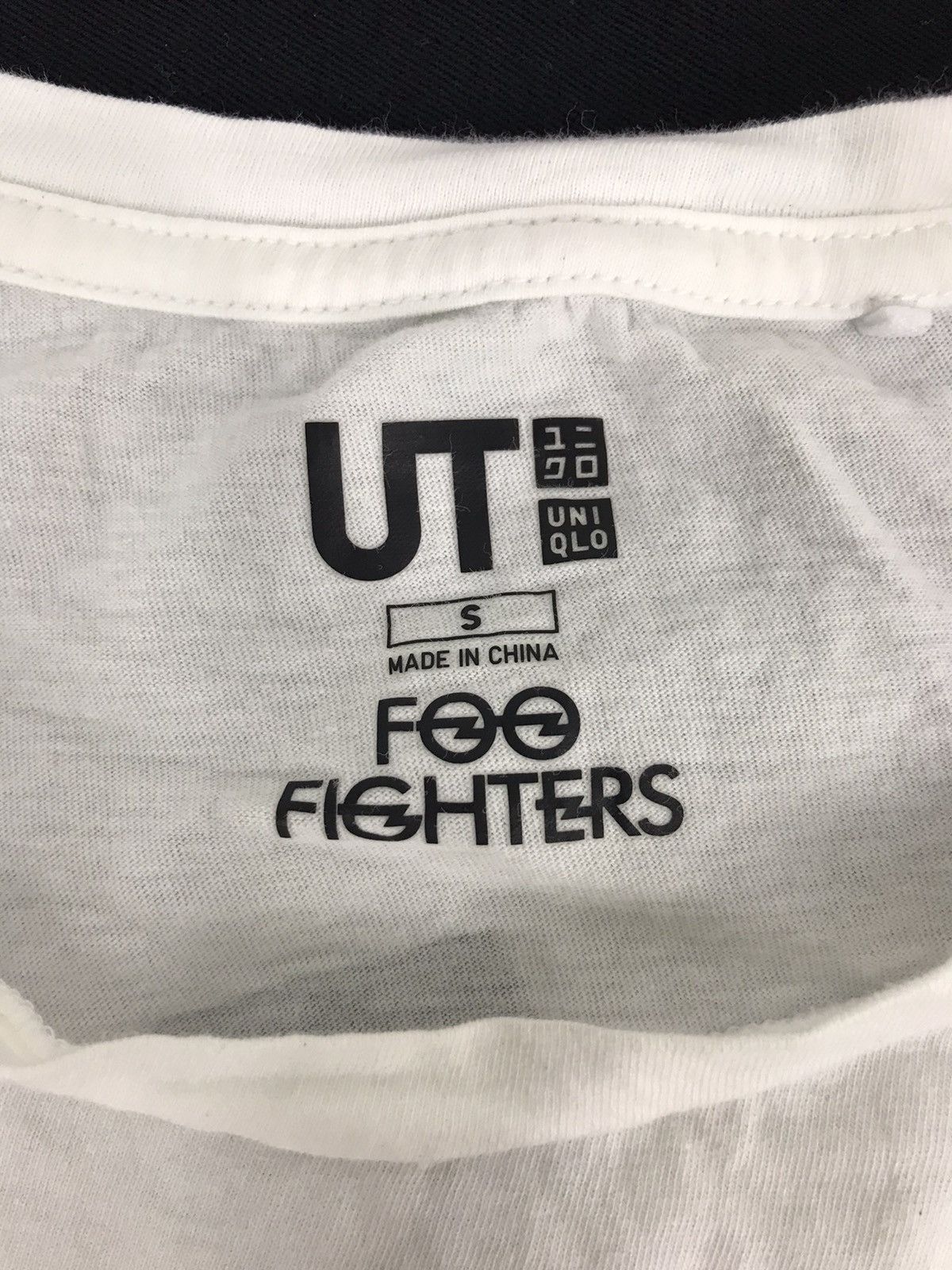 Band Tees × Japanese Brand × Uniqlo Foo Fighter American Rock Band Nice Design Printed Band Size US S / EU 44-46 / 1 - 5 Thumbnail