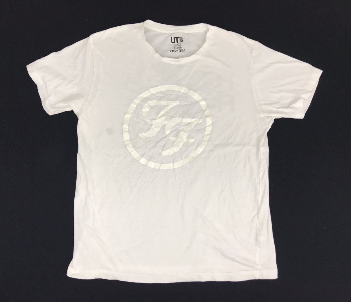 Band Tees × Japanese Brand × Uniqlo Foo Fighter American Rock Band Nice Design Printed Band Size US S / EU 44-46 / 1 - 2 Thumbnail
