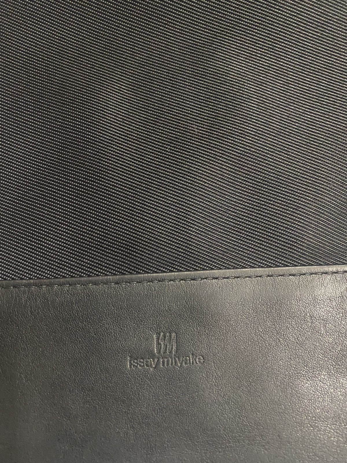 Issey Miyake Issey Miyake Minimal Travel Utility Bag Size ONE SIZE - 8 Thumbnail