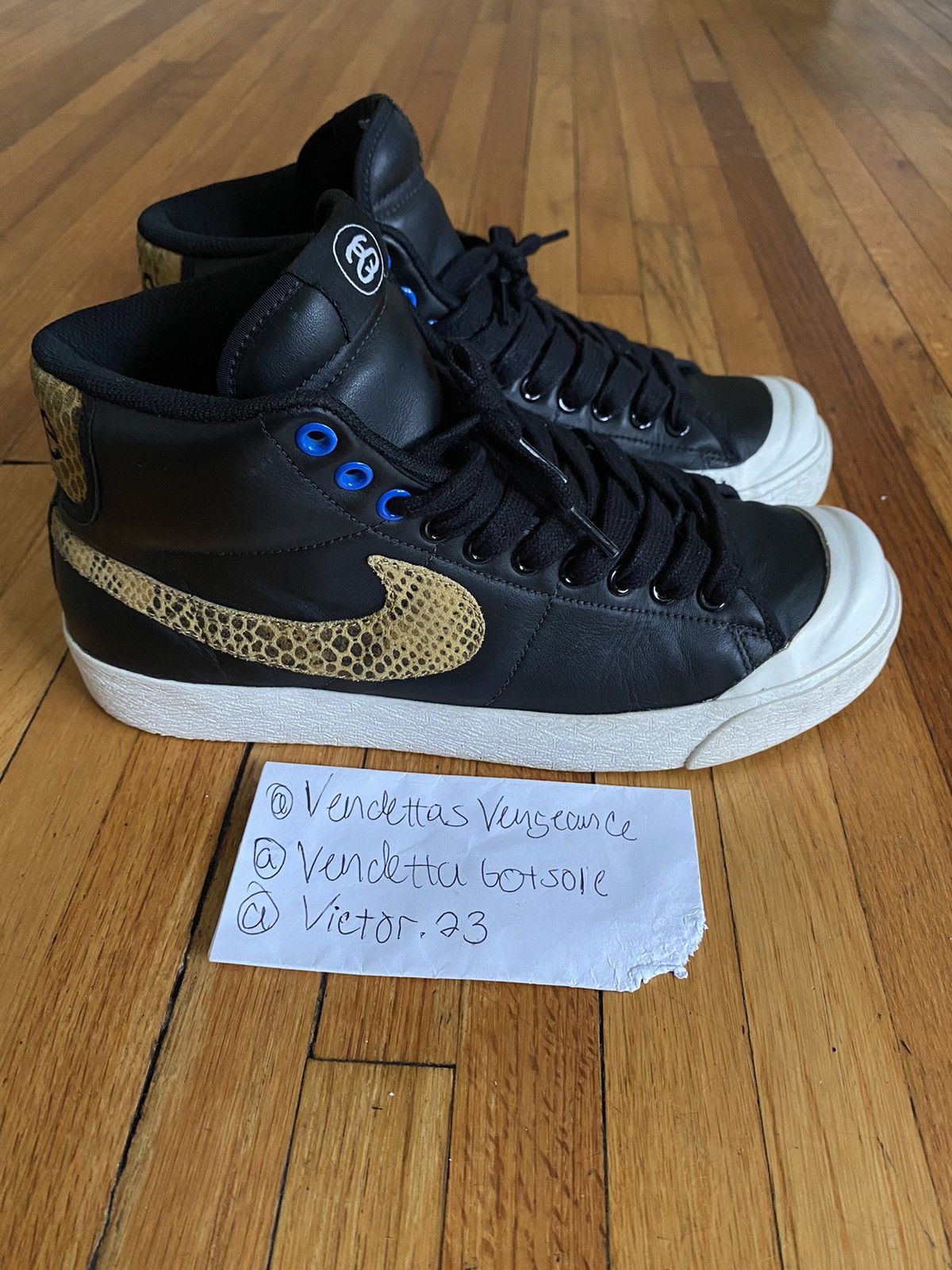 image of Nike Stussy Snakeskin All Court Mid Black/gold Us9 Shoes, Men's