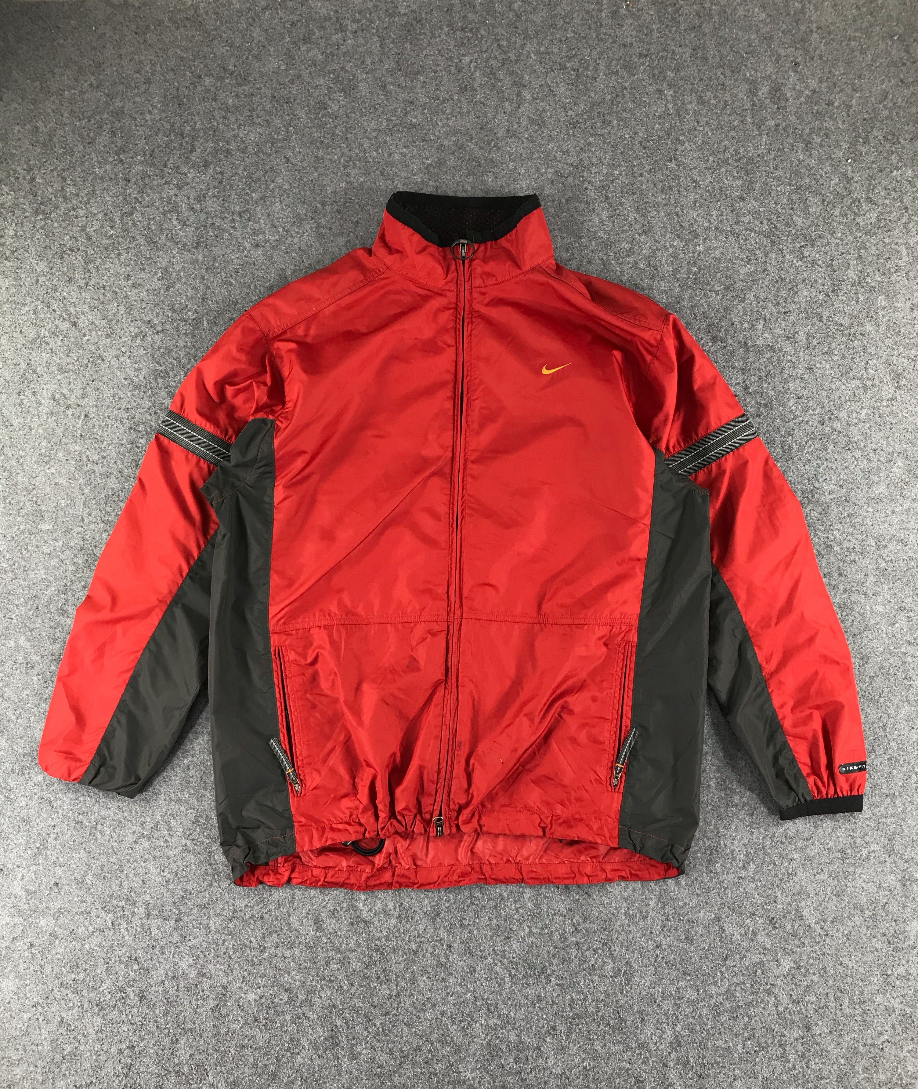 Nike × Vintage Vintage Nike Windbreaker Light Jacket-M049 Size US XL / EU 56 / 4 - 1 Thumbnail