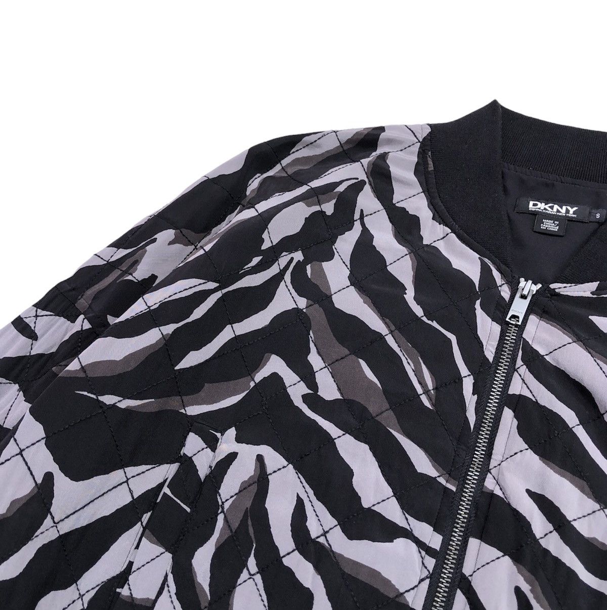 DKNY DKNY Tiger Print Bomber Jacket For Women Size M / US 6-8 / IT 42-44 - 6 Thumbnail