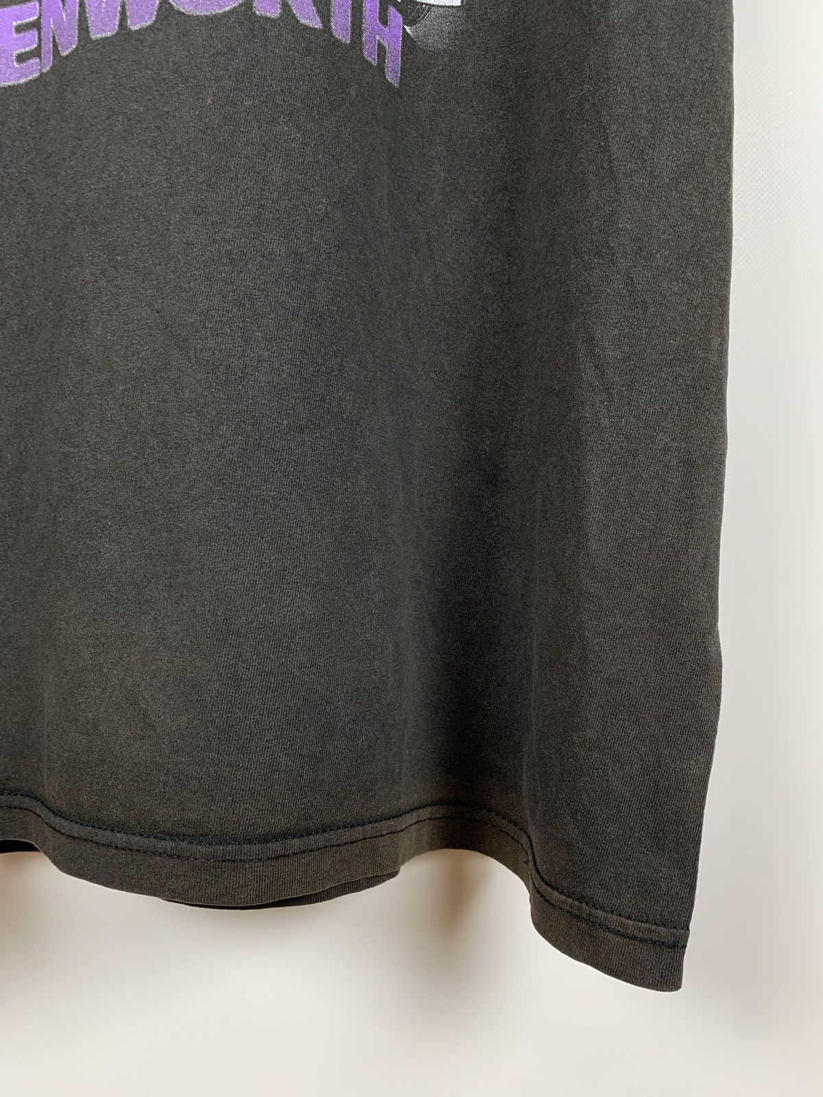 Vintage Vintage W900 Kenworth Trucking Sun Faded Black T-Shirt Size US L / EU 52-54 / 3 - 9 Thumbnail