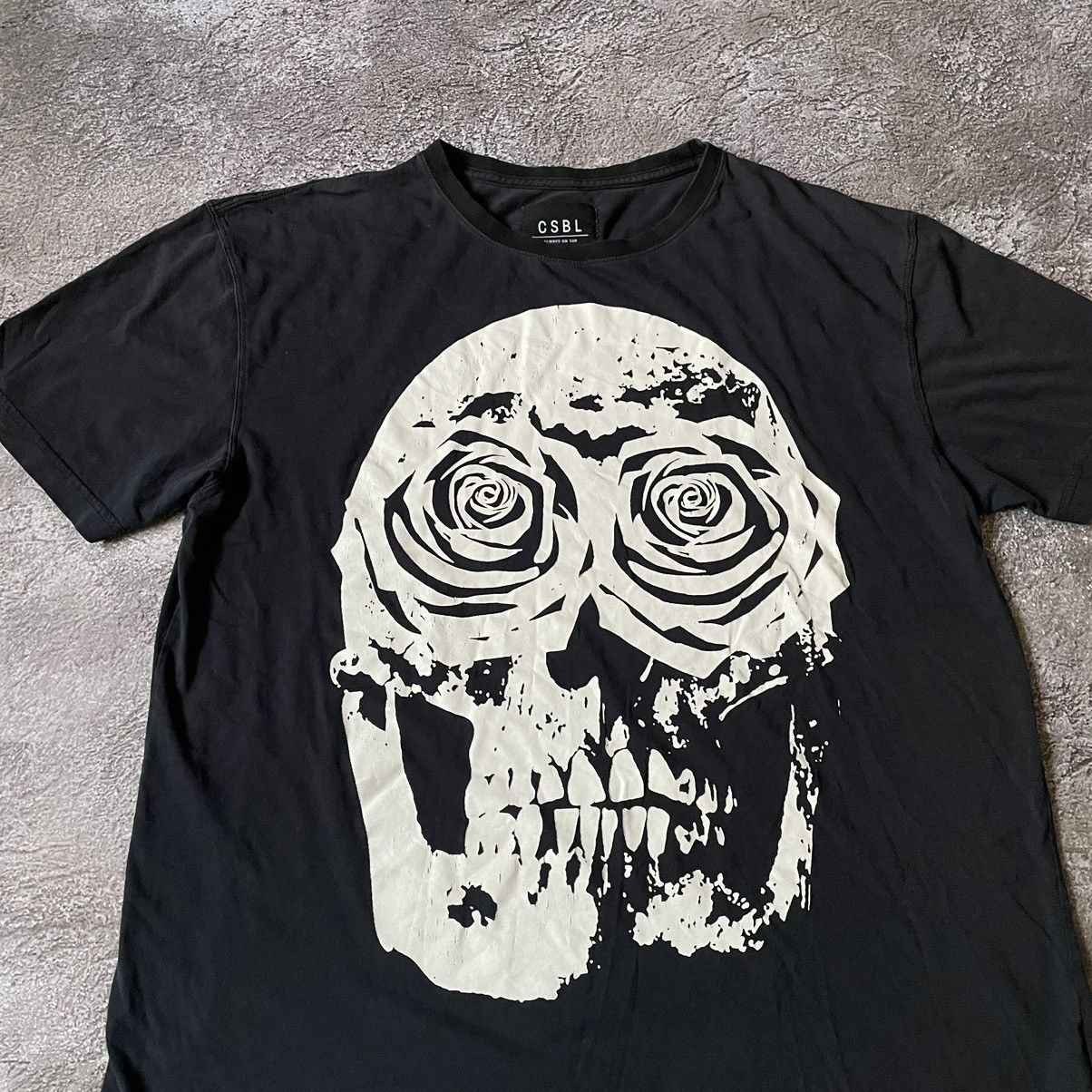 Band Tees Vintage Y2K BONES ABSTRACT CREEPY FACE ANGRY HORROR SKELETON Size US L / EU 52-54 / 3 - 5 Thumbnail