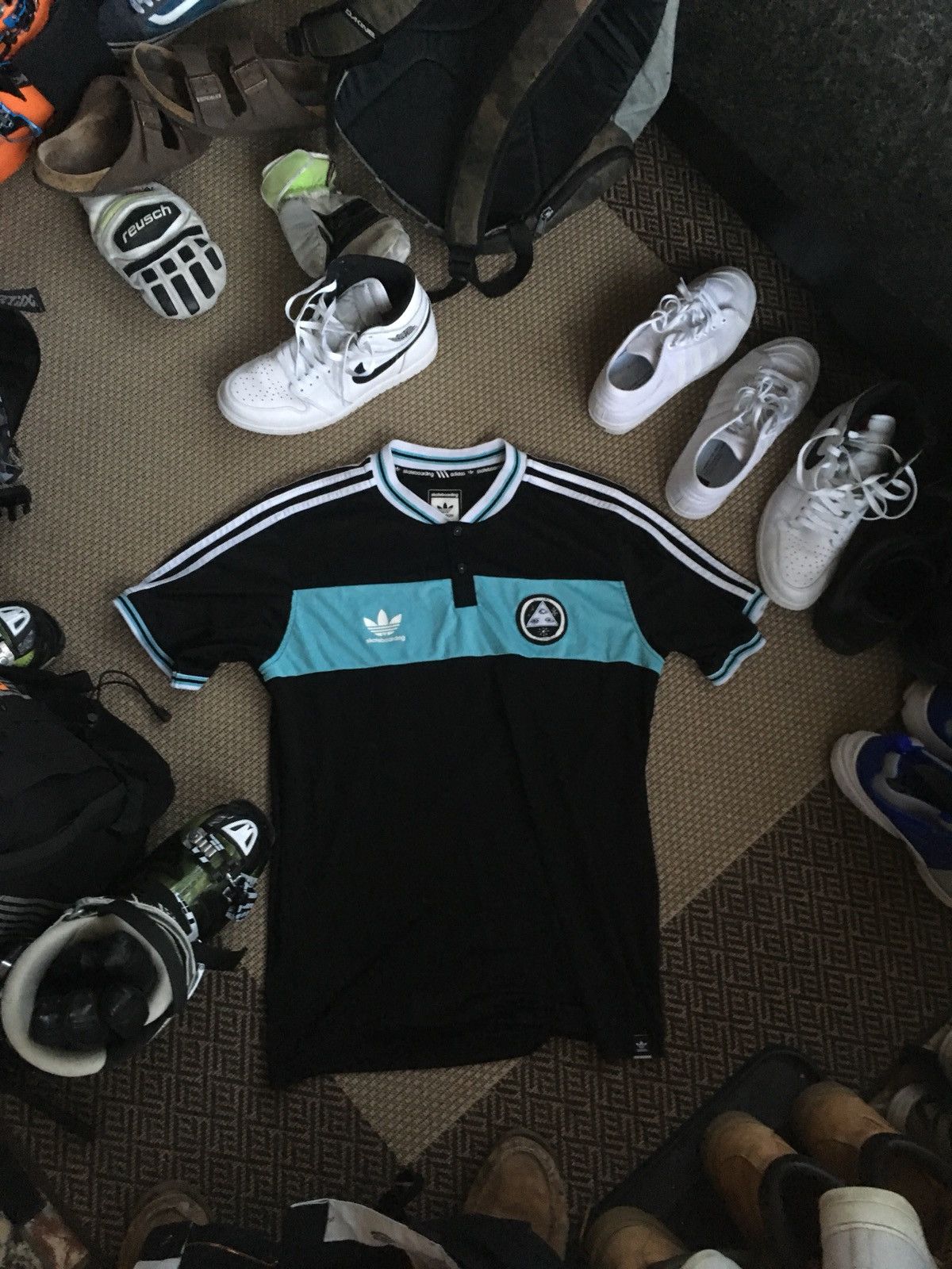 超希少 adidas x welcome skateboards ゲームシャツ