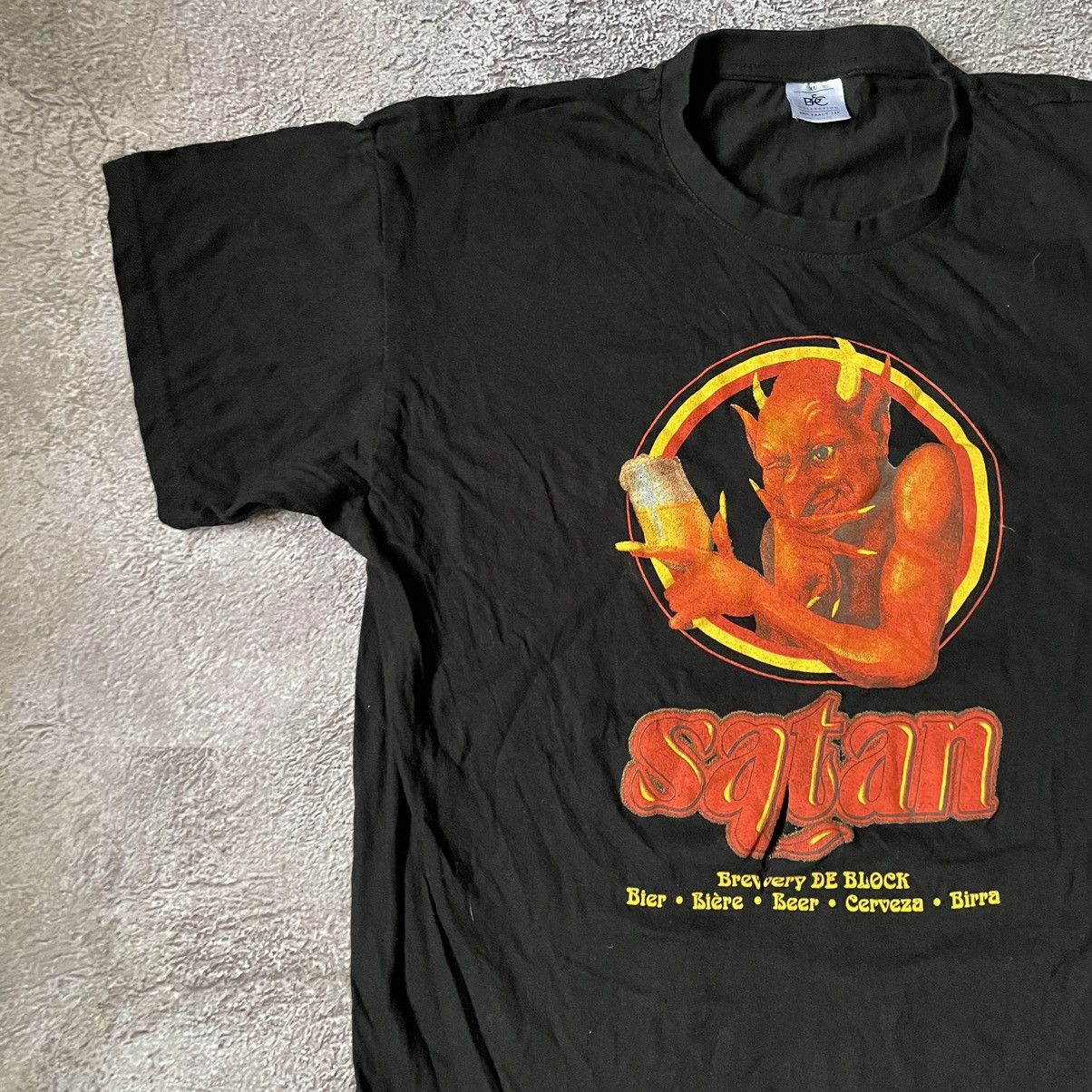 Vintage Vintage Y2K Graphic Tee Satan Abstract Horror Goth Oversized Size US L / EU 52-54 / 3 - 4 Thumbnail