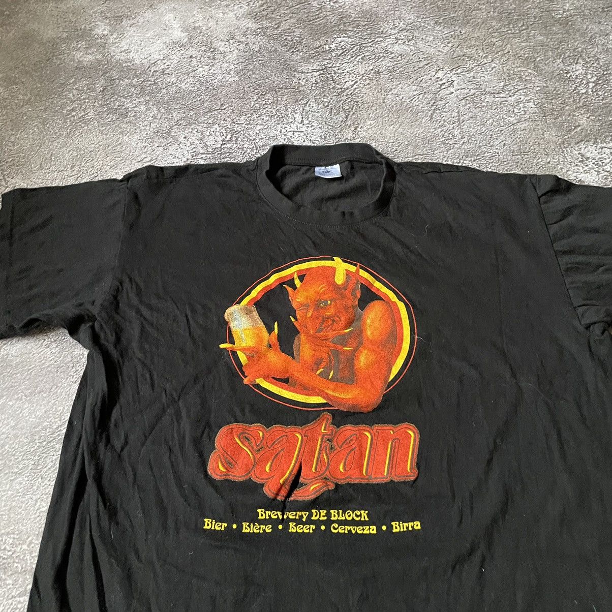 Vintage Vintage Y2K Graphic Tee Satan Abstract Horror Goth Oversized Size US L / EU 52-54 / 3 - 5 Thumbnail