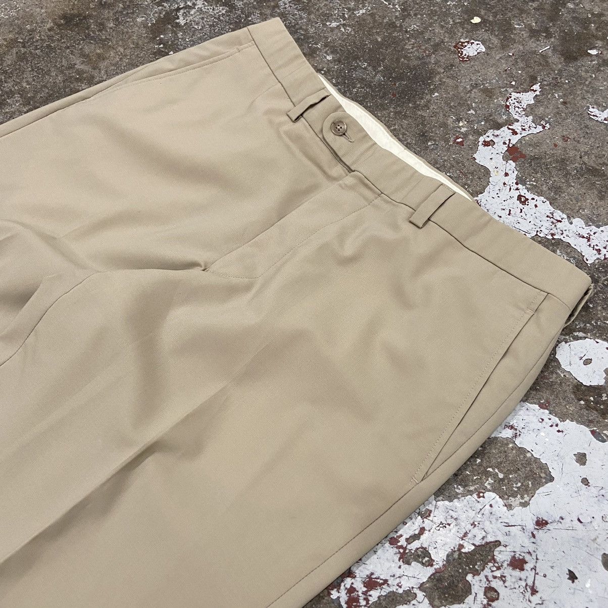 Jack Victor × Vintage Vintage 1990s Beige Wool Pleated Trousers Size US 35 - 2 Thumbnail