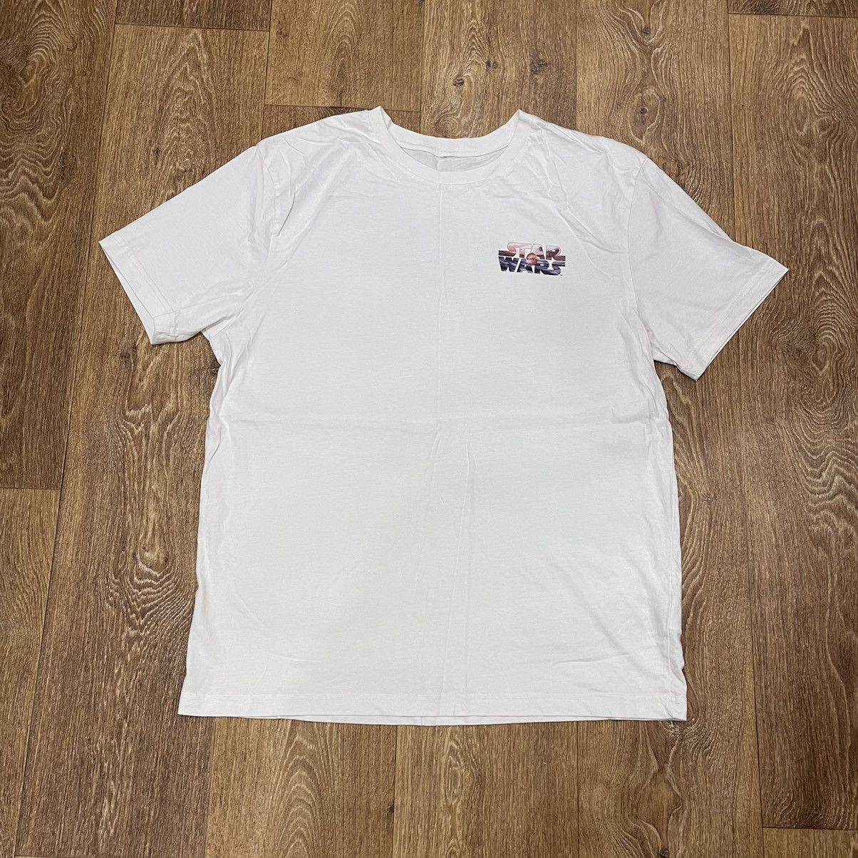Vintage Vintage Y2K Graphic Tee Star Wars Baby Yoda Streetwear XL Size US XL / EU 56 / 4 - 2 Thumbnail
