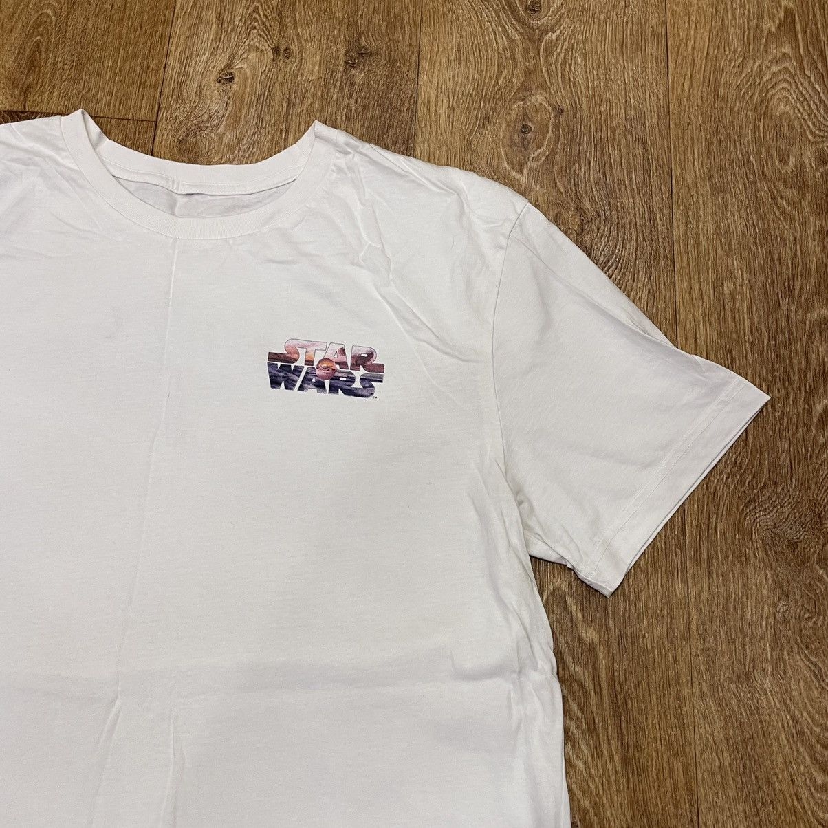 Vintage Vintage Y2K Graphic Tee Star Wars Baby Yoda Streetwear XL Size US XL / EU 56 / 4 - 3 Thumbnail