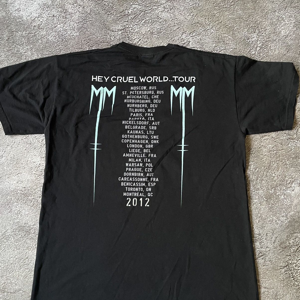 Vintage Vintage Y2K Marilyn Manson Band Tee Graphic Punk Dark Boxy M Size US M / EU 48-50 / 2 - 8 Thumbnail
