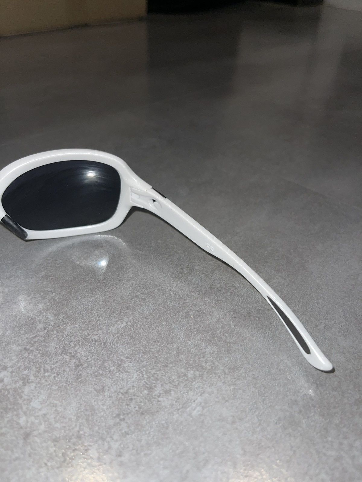 Oakley Oakley OO9198-15 "Pulse" White Sunglasses Size ONE SIZE - 10 Thumbnail