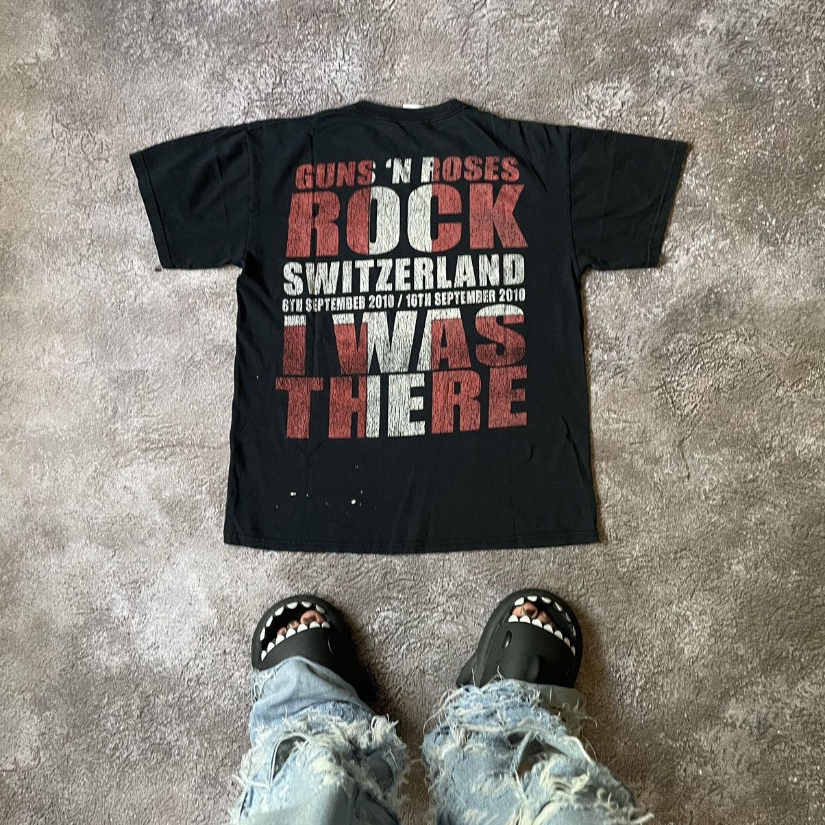 Vintage Vintage Y2K Guns N Roses Sun Faded Graphic Tee Grunge Boxy M Size US M / EU 48-50 / 2 - 2 Thumbnail