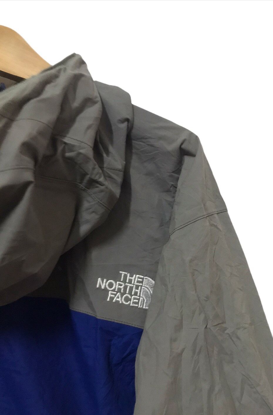 The North Face The north face windbreaker hooded Size US M / EU 48-50 / 2 - 7 Thumbnail