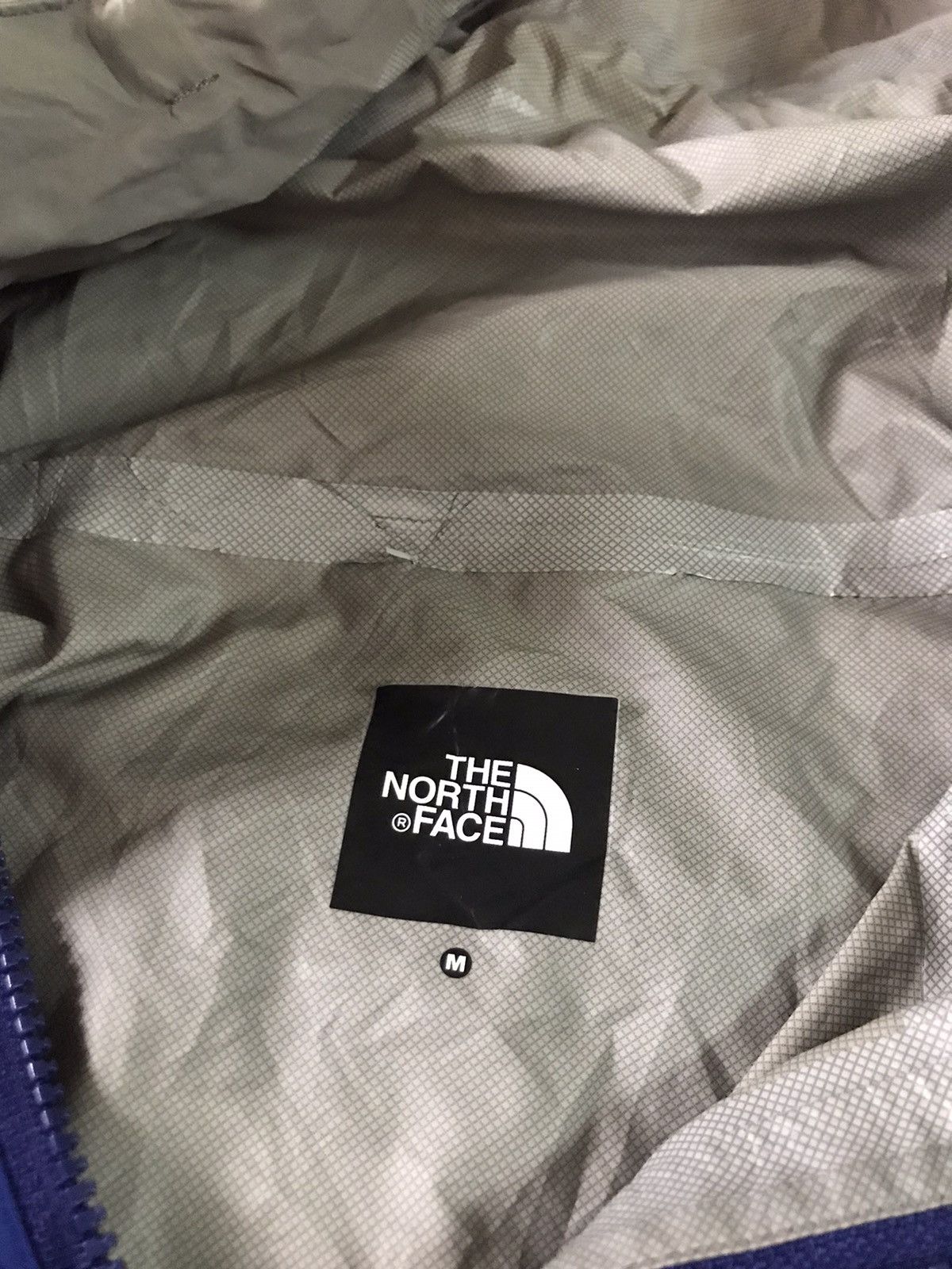 The North Face The north face windbreaker hooded Size US M / EU 48-50 / 2 - 2 Thumbnail
