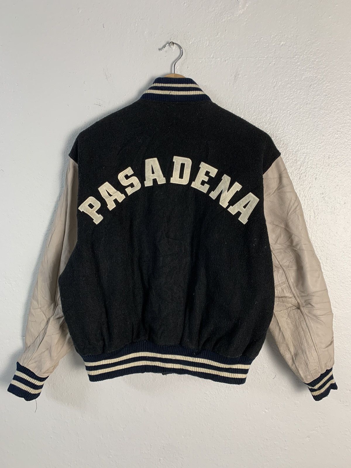 Japanese Brand LA Pasadena Leather Varsity Jacket Size US M / EU 48-50 / 2 - 7 Thumbnail