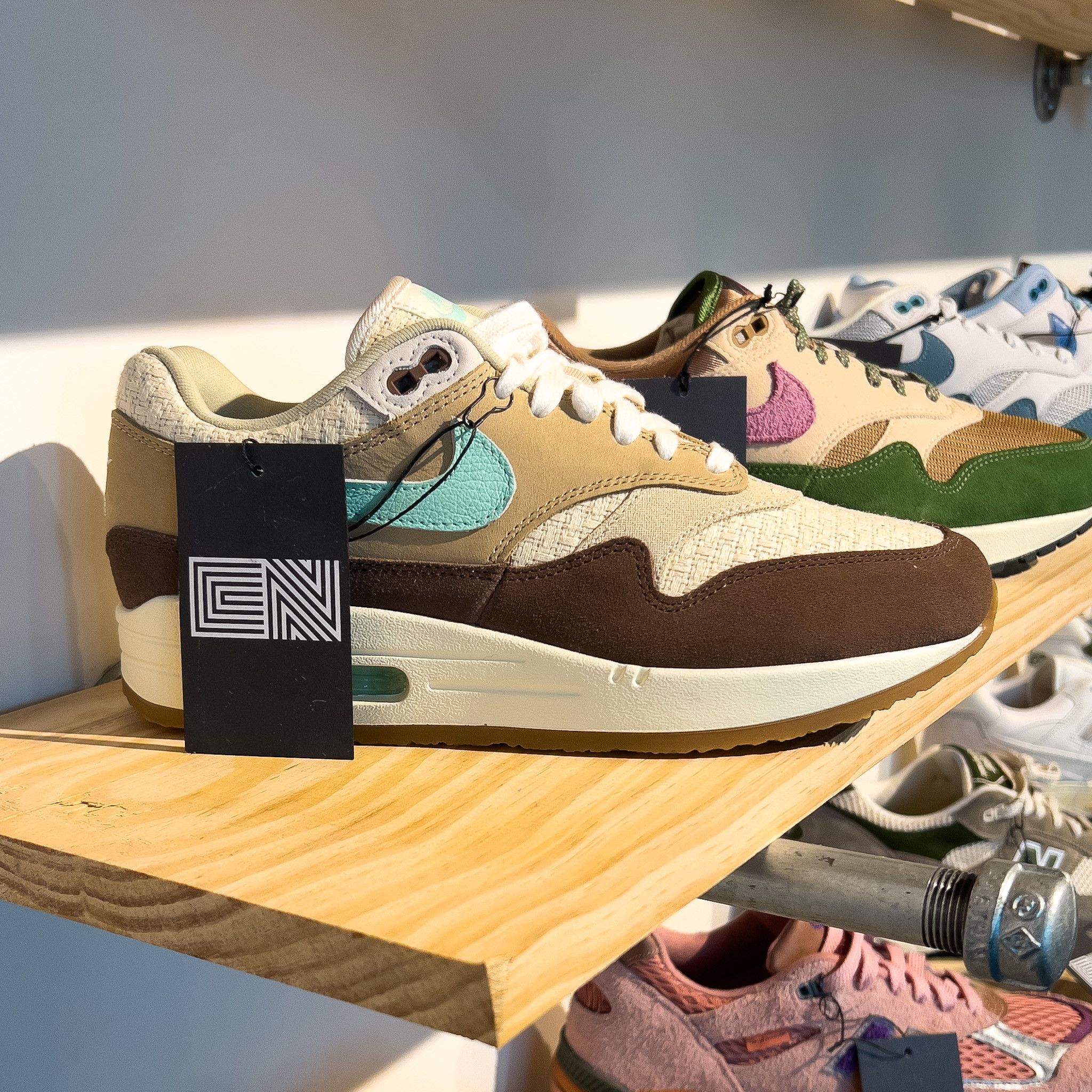 image of Size 8 • Nike Air Max 1 Crepe Hemp Shoes, Men's