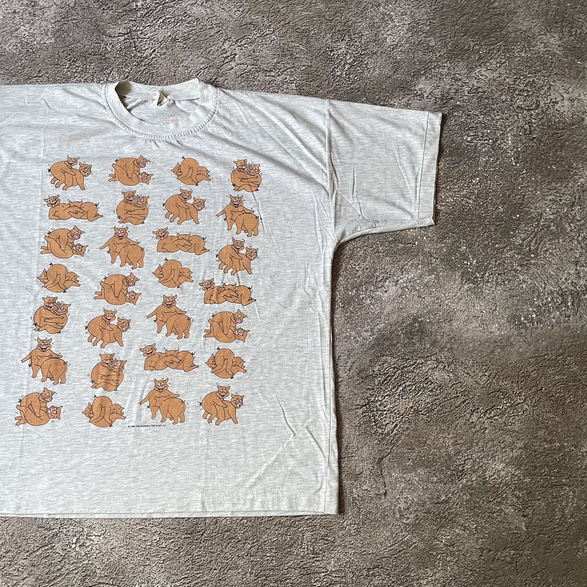 Vintage Vintage Y2K All Over Print Graphic Tee Pigs Funny Cream L Size US L / EU 52-54 / 3 - 3 Thumbnail