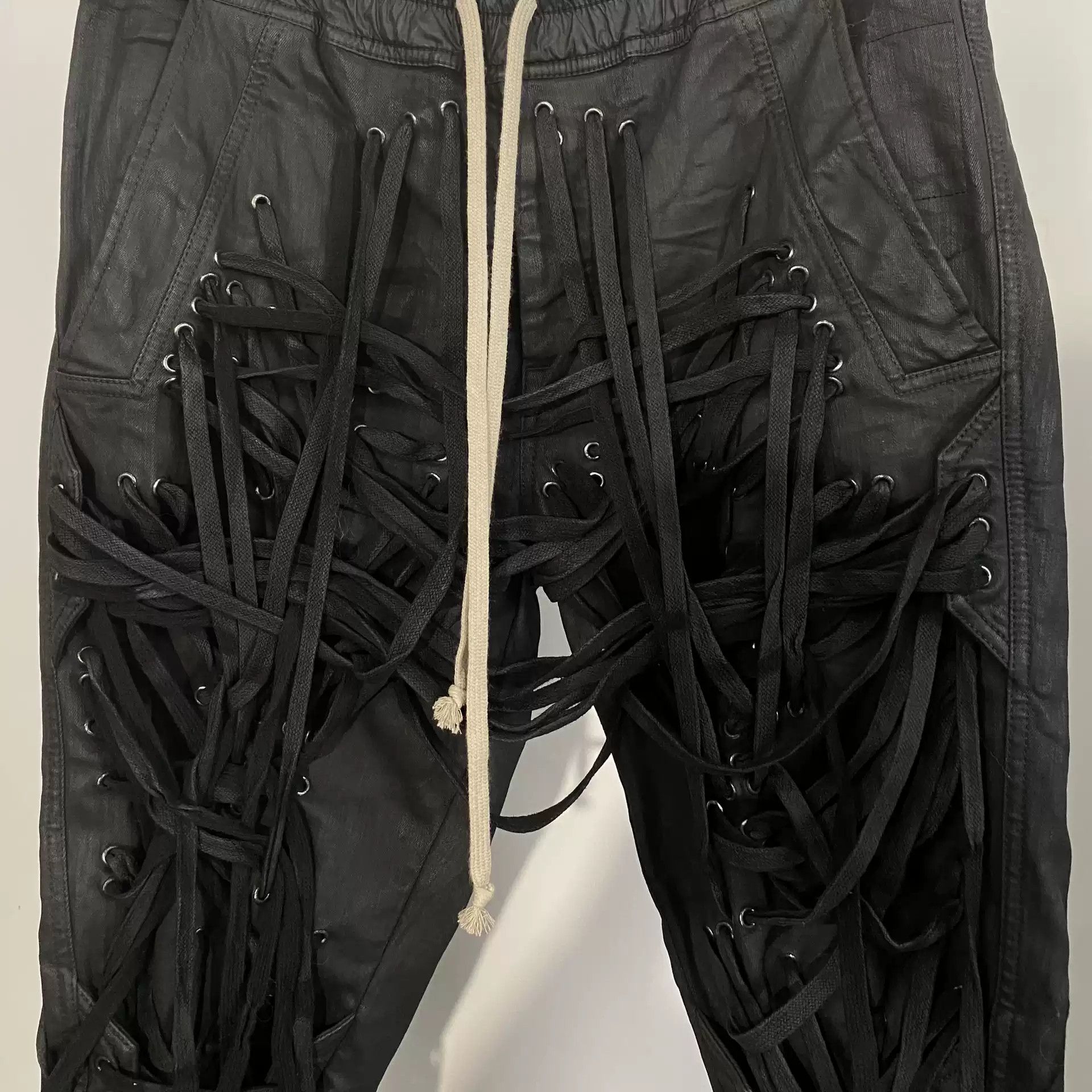 Rick Owens Rick Owens ro 20SS black wax strappy pants Size US 32 / EU 48 - 2 Thumbnail