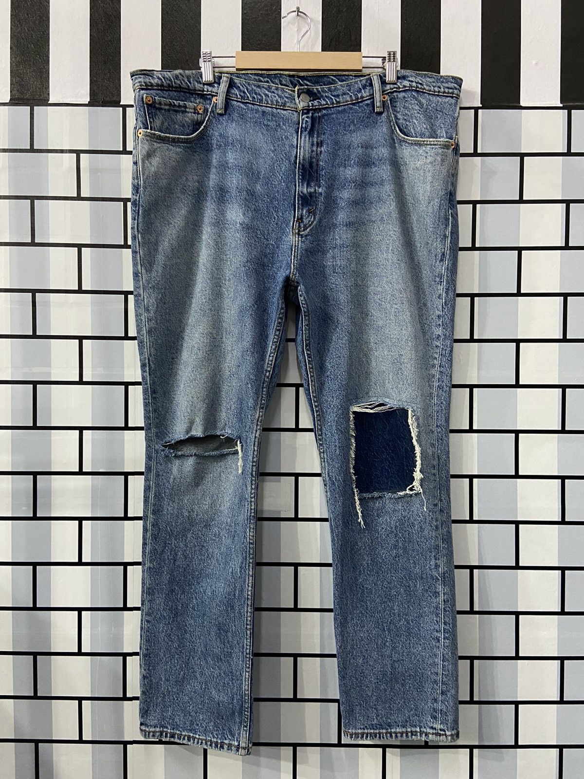 Levi's × Vintage Vintage Levi’s 511 Distressed Blue Wash Denim Pants 42X30 Size US 42 / EU 58 - 1 Thumbnail