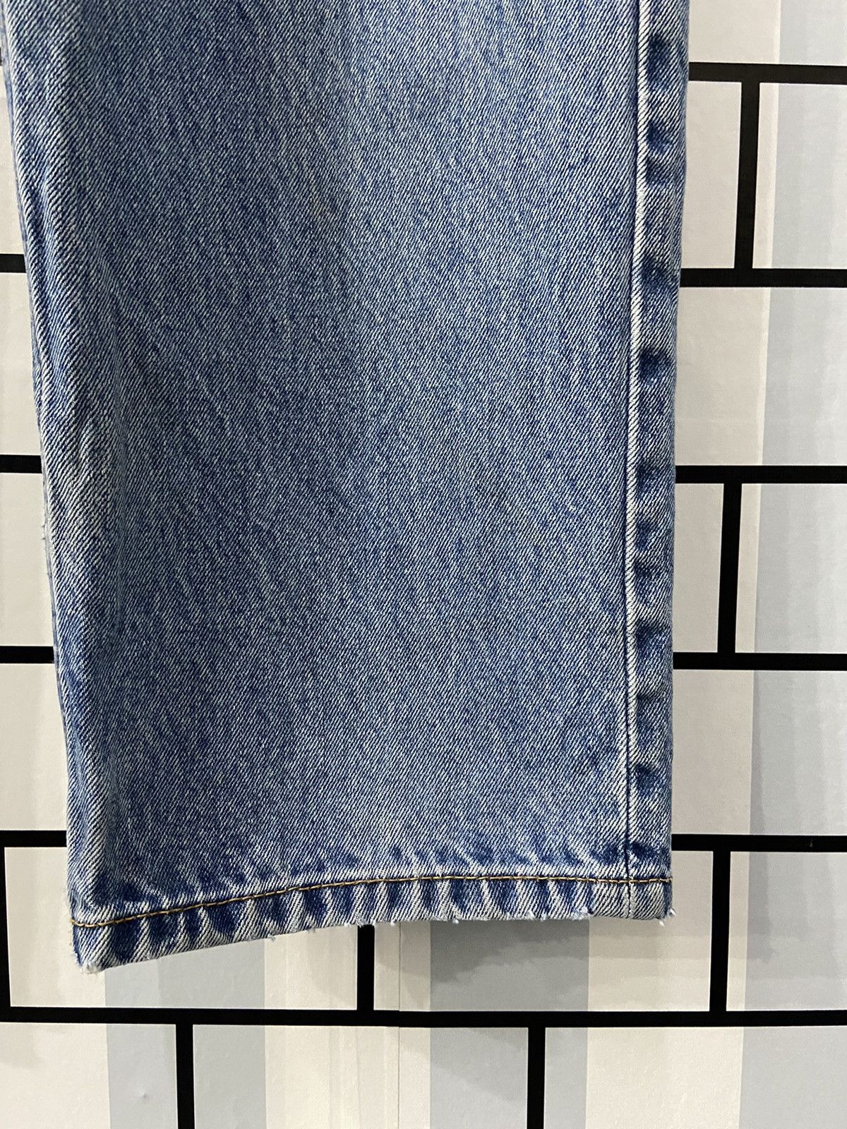 Levi's × Vintage Vintage Levi’s 550 Dirty Light Blue Wash Denim Pants Size US 38 / EU 54 - 8 Thumbnail