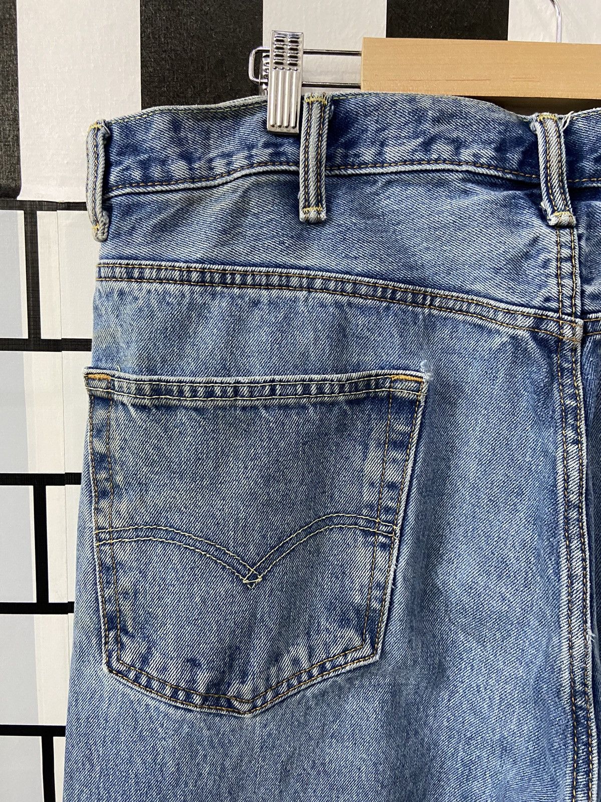 Levi's × Vintage Vintage Levi’s 550 Dirty Light Blue Wash Denim Pants Size US 38 / EU 54 - 15 Thumbnail