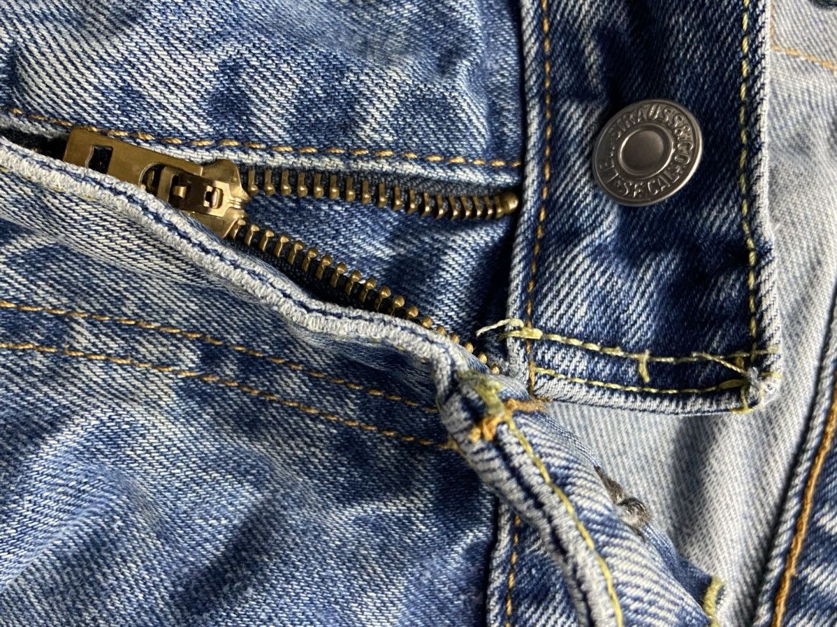 Levi's × Vintage Vintage Levi’s 550 Dirty Light Blue Wash Denim Pants Size US 38 / EU 54 - 20 Thumbnail